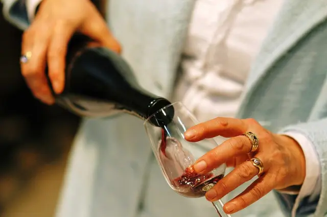 Consumul moderat de alcool are efecte nocive
