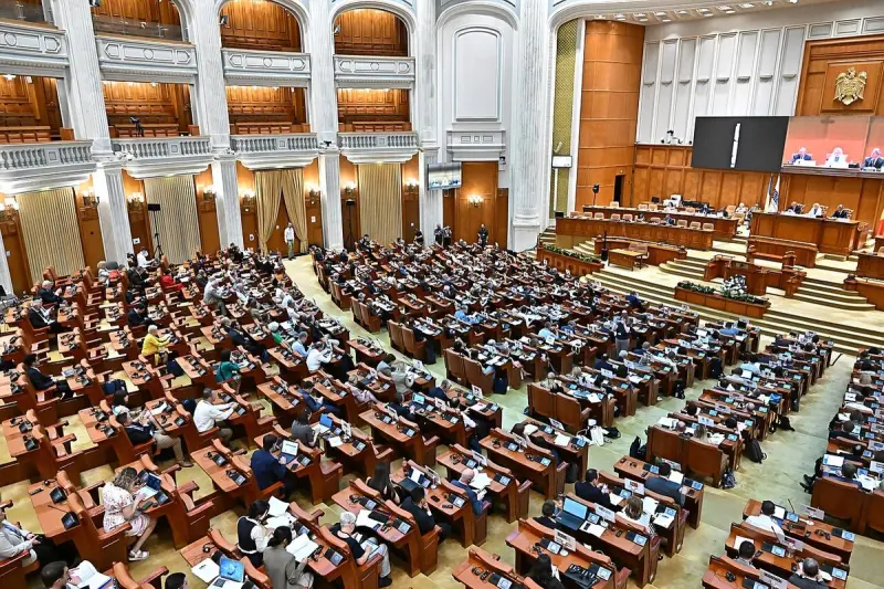 Dan Vîlceanu susține că nu l-a bătut pe Florin Roman. Ce s-a întâmplat de fapt între cei doi